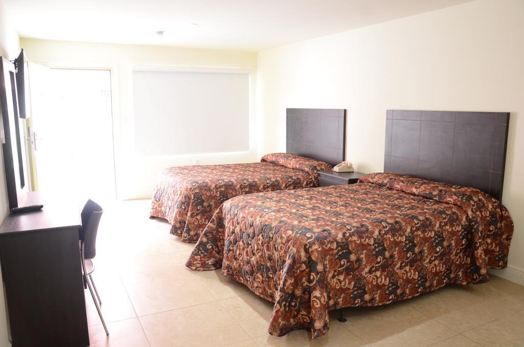 מיאמי Carl'S El Padre Motel מראה חיצוני תמונה