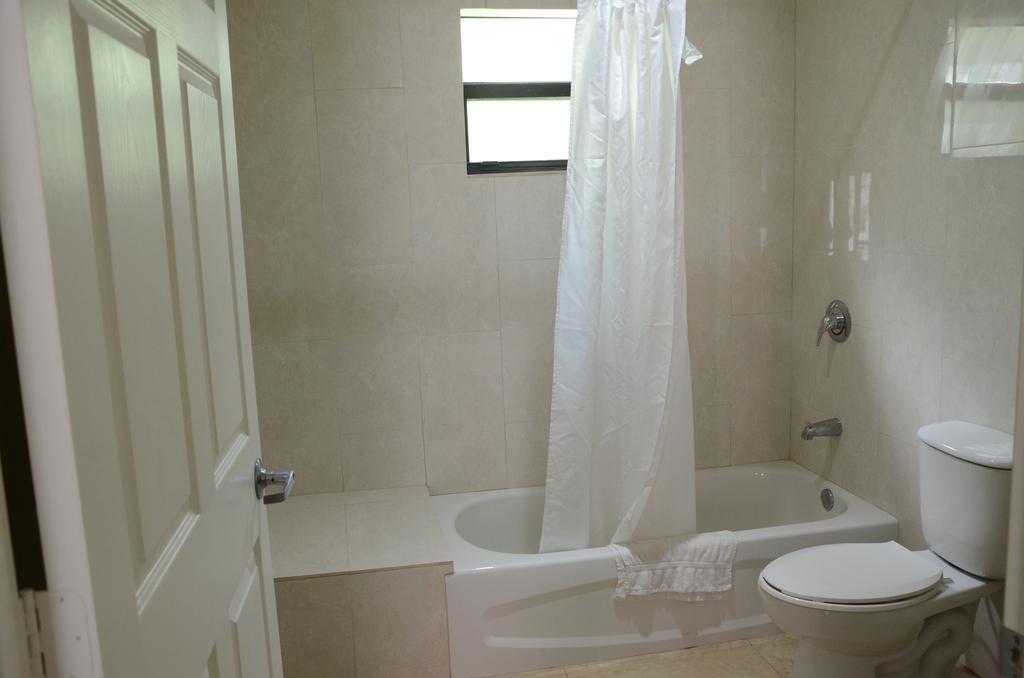 מיאמי Carl'S El Padre Motel מראה חיצוני תמונה